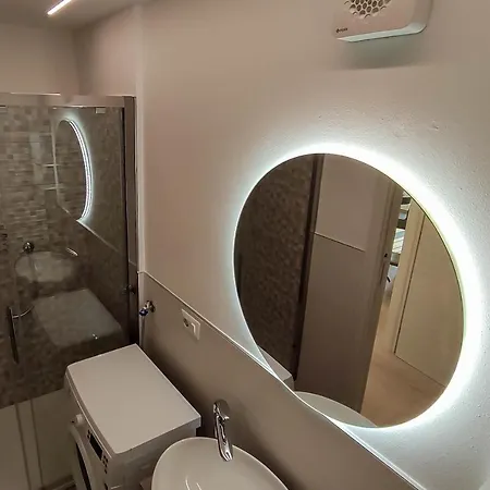 Amoro Apartment